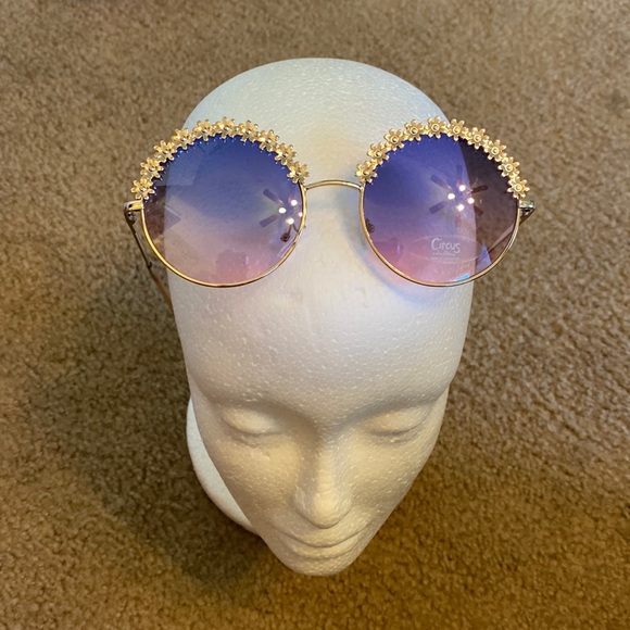 Circus by Sam Edelman Accessories - Round Sunglasses